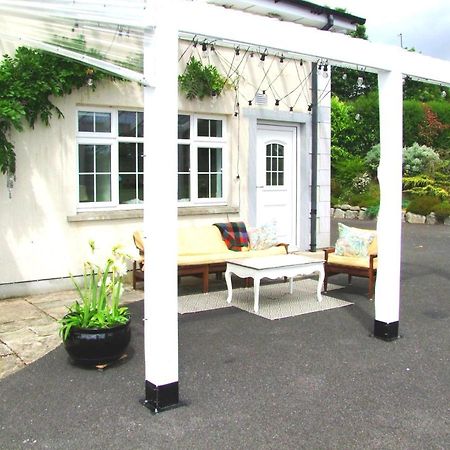Wonderful Setting Farmhouse Apartment Уиклоу Екстериор снимка