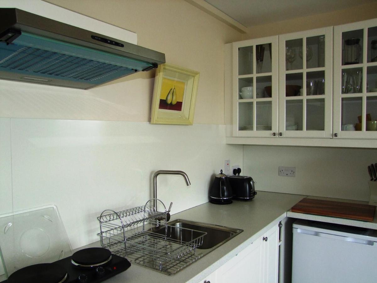 Wonderful Setting Farmhouse Apartment Уиклоу Екстериор снимка